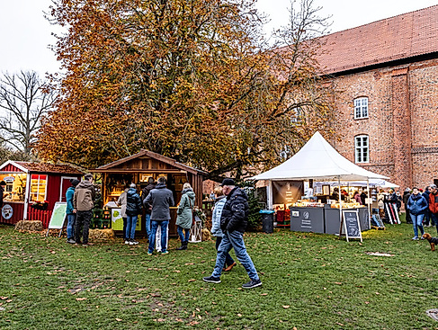 Martinsmarkt im Kloster Cismar