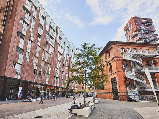 hafencity_ueberseeboulevard_c-2018-thisisjulia-photography-3_1