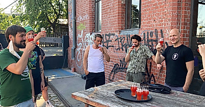 bierprobe-im-ueberquell-c-st-pauli-office