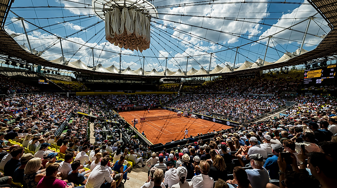 center-courtcgetty-images_alexander-scheuber