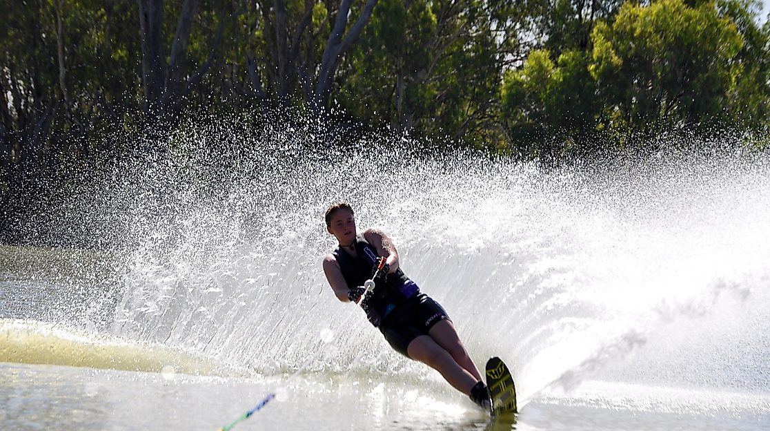 wasserski_smiling-nikon_pixabay-gc119792c8_1920