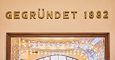 cafe-paris_c-2018-thisisjulia-photography-8