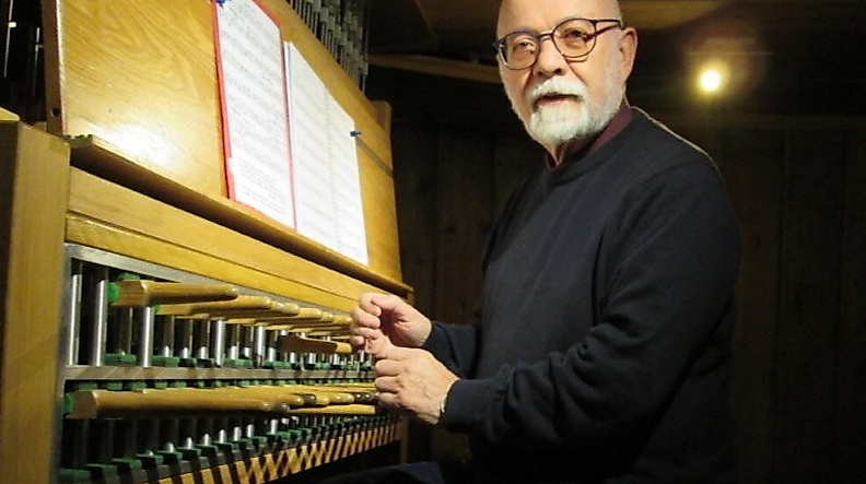 Reinhard Kwaschik am Carillon in Hahnenklee, 2023
