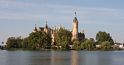 schweriner-schloss_c-pixabay-eastpak