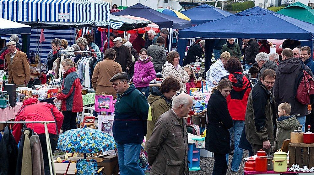 Flohmarkt Feuerwehr Haffkrug