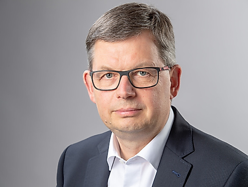 Hoffnung auf Menschenwürde – Ausdruck von Rat- und Gedankenlosigkeit?