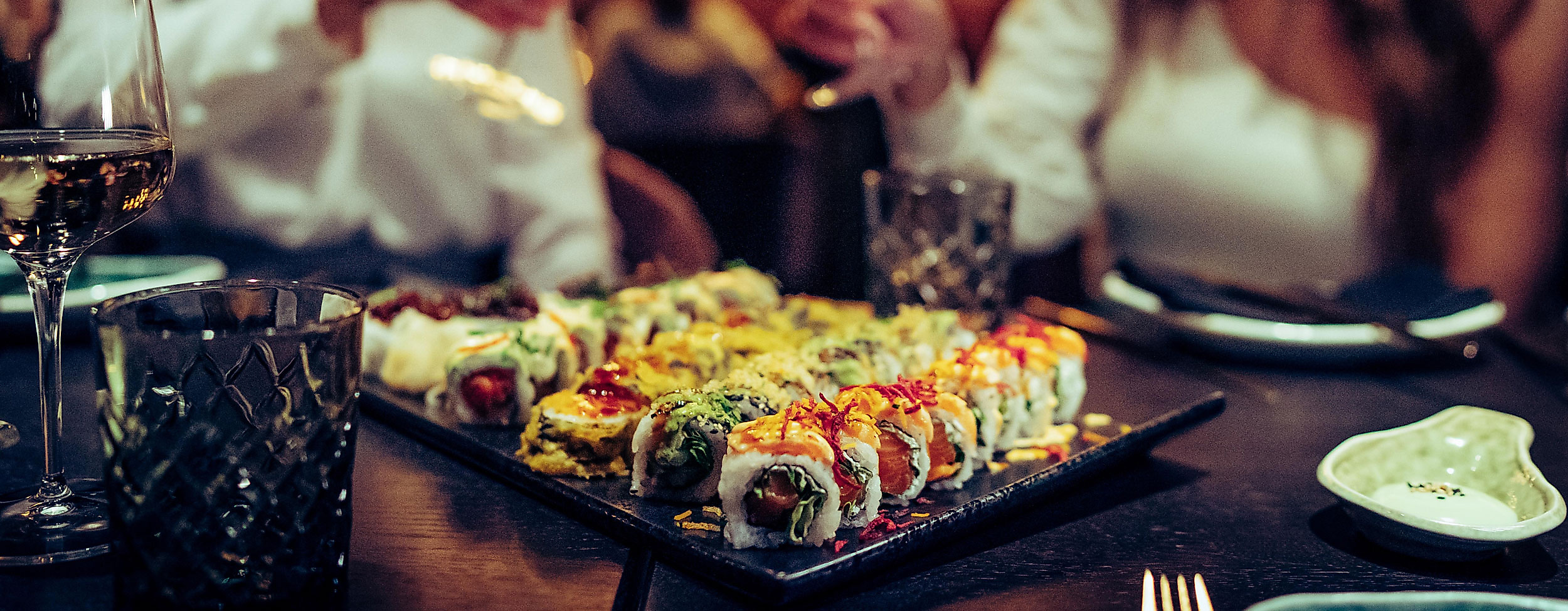 poi-1-tyo-tyo-2500x974