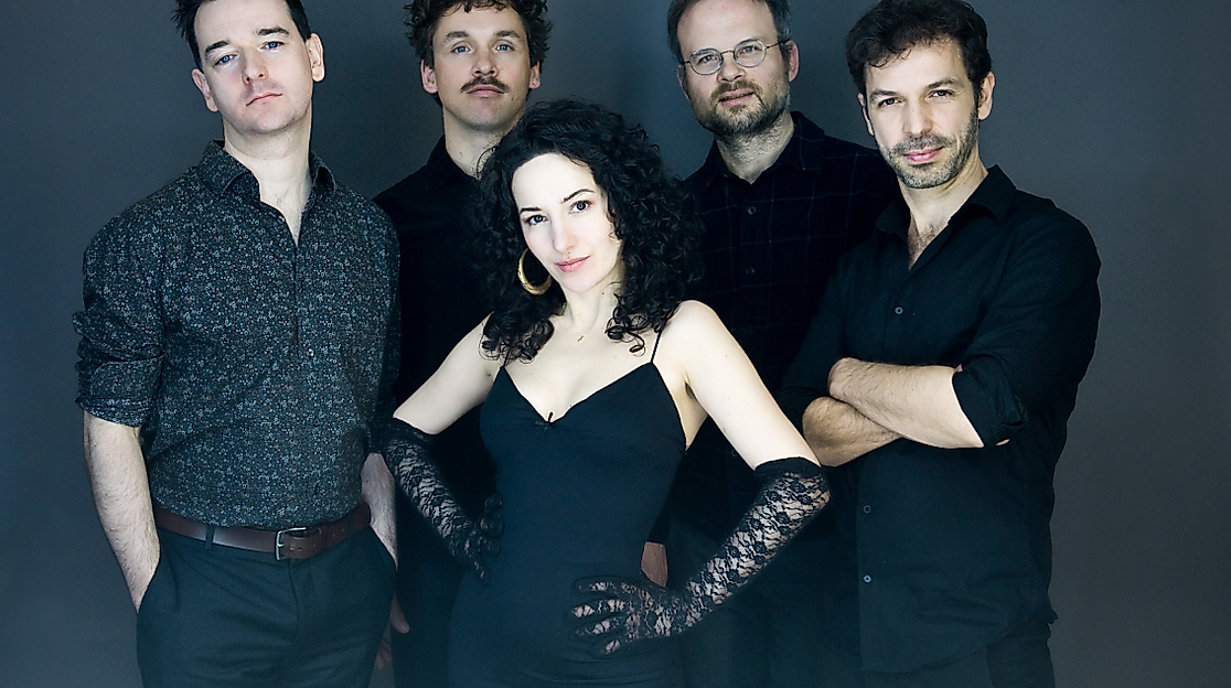 NARA und Merve Akyıldız