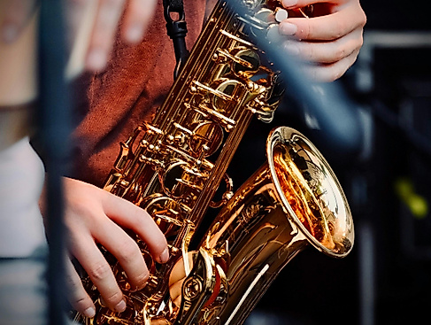 Saxofonklänge über der Stadt