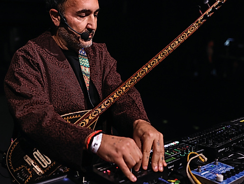 CEM YILDIZ (tr)