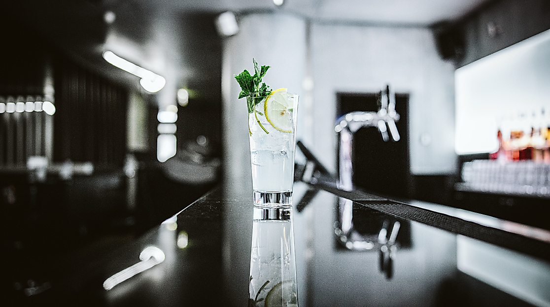 Drink auf der Bar im KENT Club