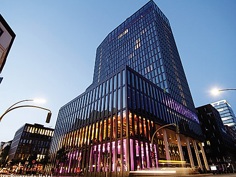 Das Empire Riverside Hotel in der Bernhard-Nocht-Straße