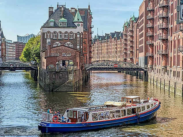 Barkasse, Speicherstadt, Wasserschloss, Rosinenfischer, 1300x975