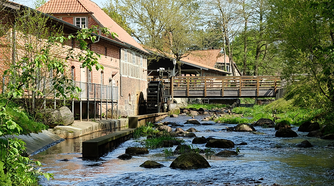 Kunstausstellung "Begegnungen" in der Wassermühle