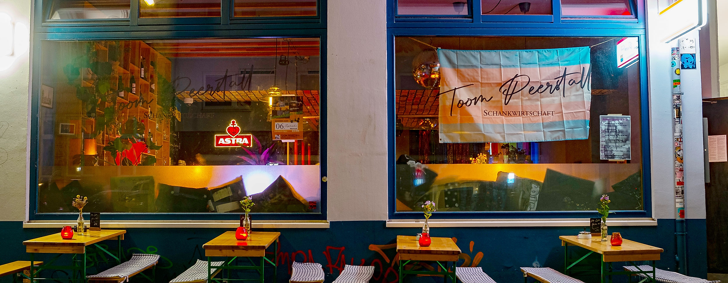 Exterior view Toom Peerstall