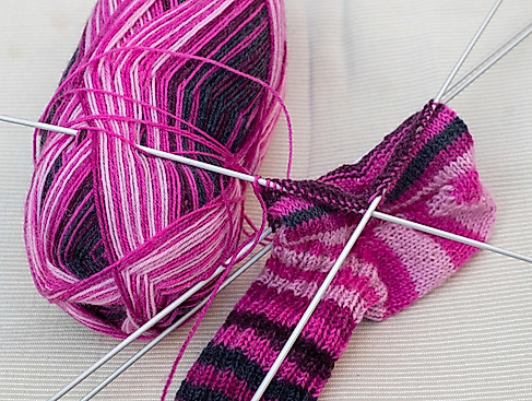 Pinktober - Stricken für den Norden im Café Hedwig