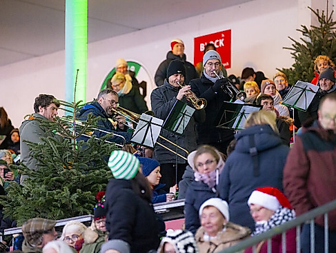 Adventssingen Stadion Lohmühle