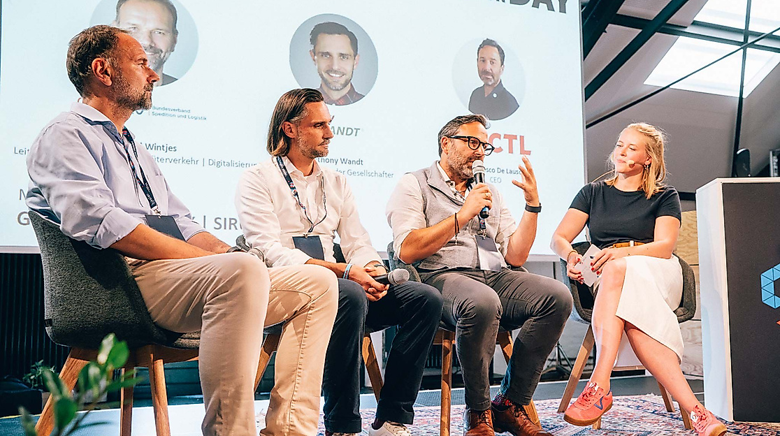 Carrier_Innovation_Day_2024_Podium