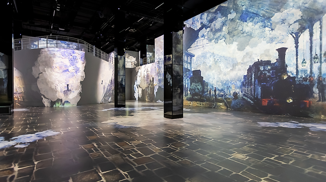 Impressionistische Projektionen in moderner Kunstinstallation