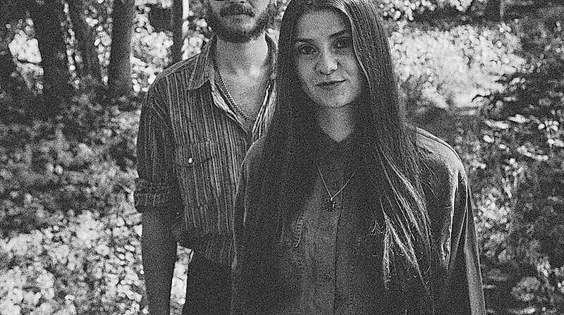 Amber & The Moon - Amber & The Moon
