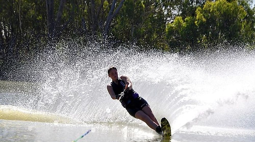 Anfänger-Ferienkurs Wasserski/Wakeboard für Kinder