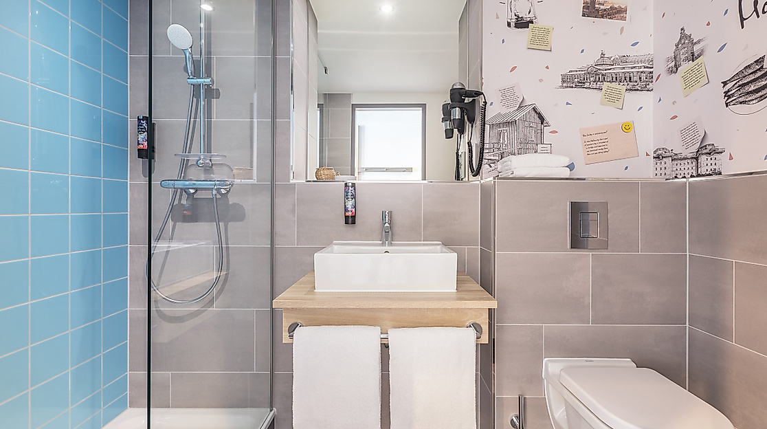 Hotel the niu Yen Hamburg: Tripster Badezimmer