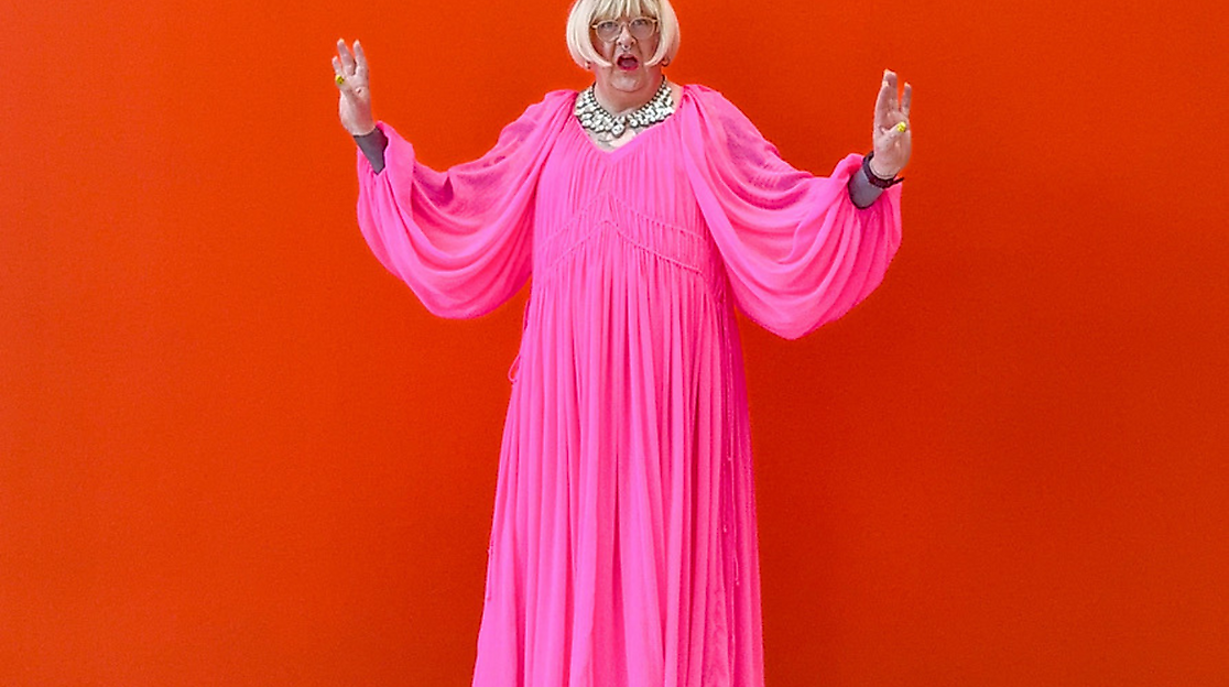 Dragführung mit Didine van der Platenvlotbrug durch die Ausstellung ALLIANCE, INFINITY, LOVE – IN THE FACE OF THE OTHER