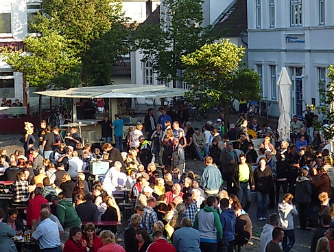 Wesselburener Sommerabende mit "Live-Musik"