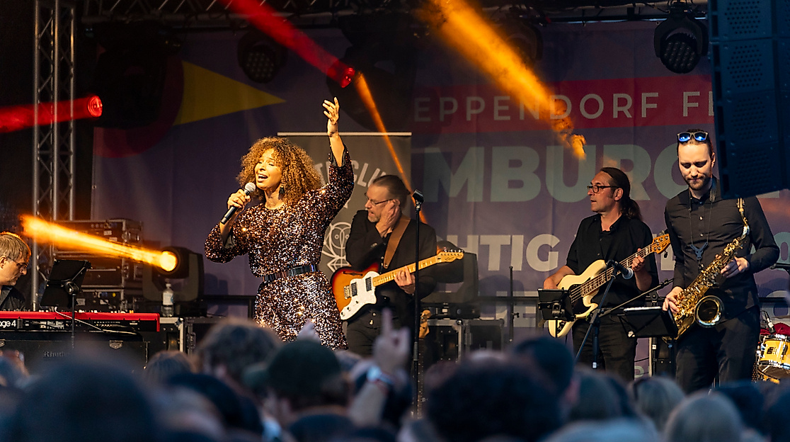 Nite Club auf der Bühne