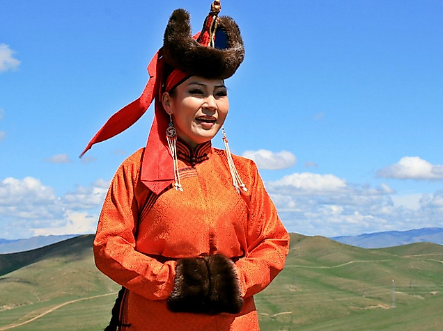 Tengerton Ensemble & Erdenetsetseg Khenmedekh Trio