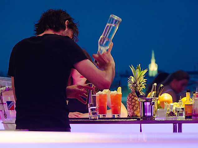 Sky & Sand Beachclub