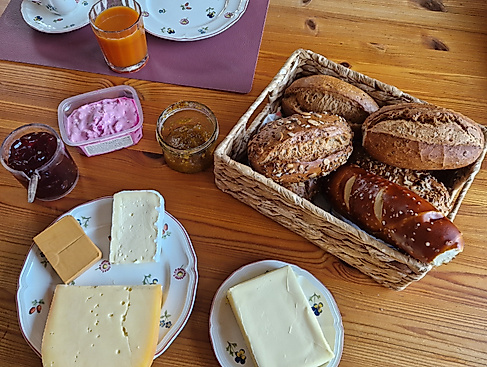 Klön-Frühstück auf dem Rockenhof