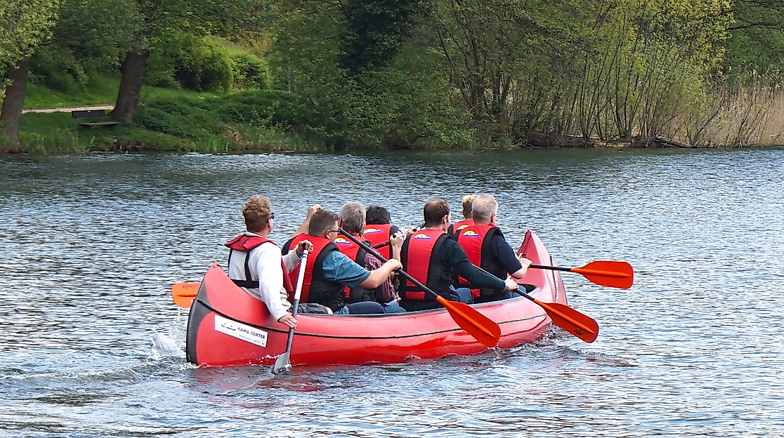 Naturpark-Tour: Kanutour und Wanderung im Land der Seen und Wälder