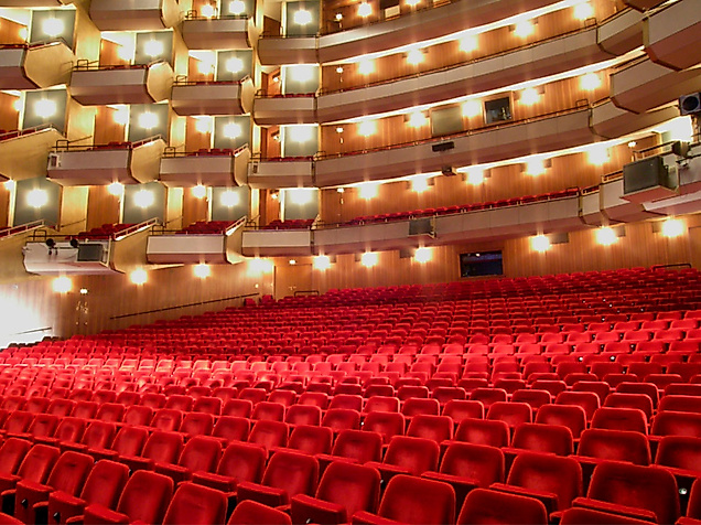 Zuschauerraum der Staatsoper Hamburg 