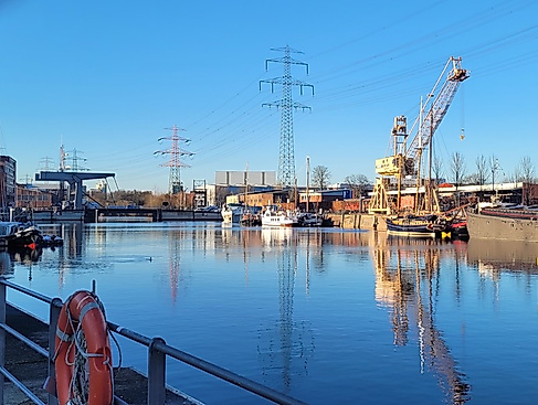 Tagestour zum Harburger Hafen