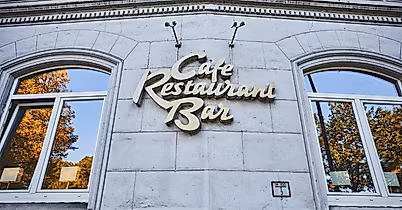 hotel-bellevue_unter-deck_c-2018-thisisjulia-photography-3