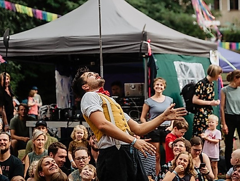 HP_WANDELBÜHNE_Der Stuhlgang