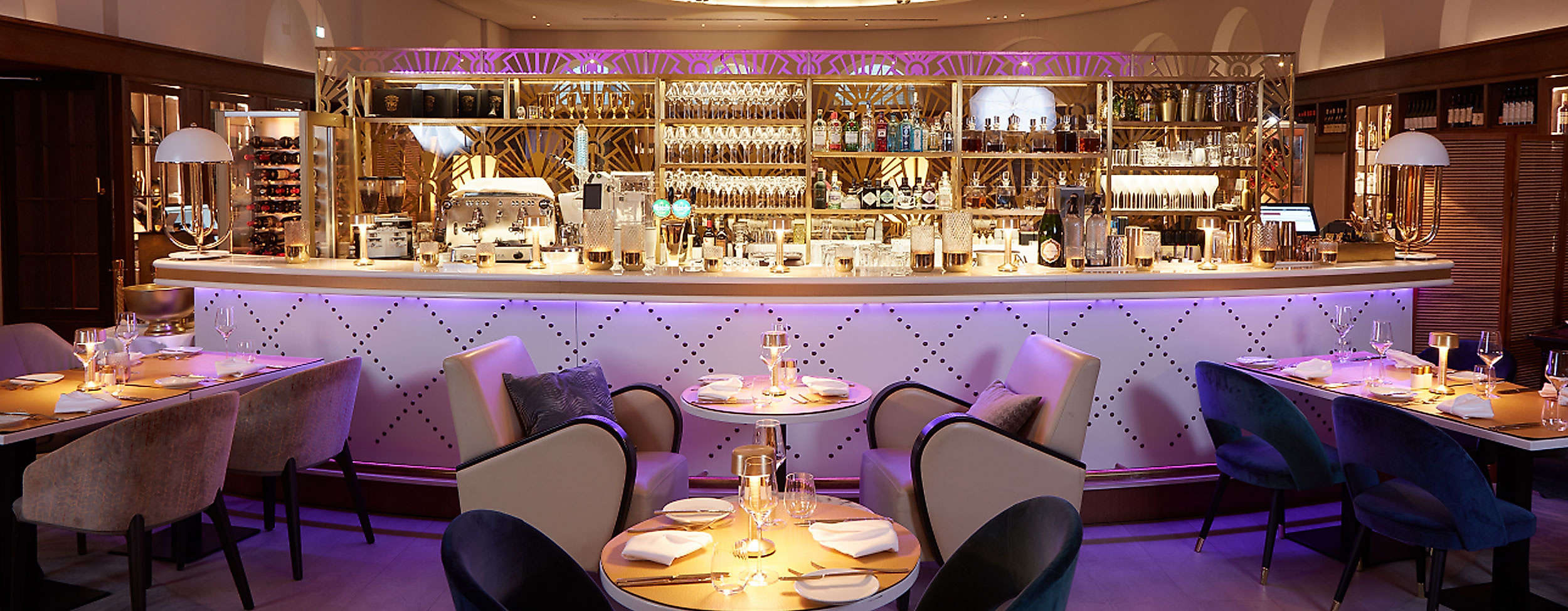 The Dining Room Tresen