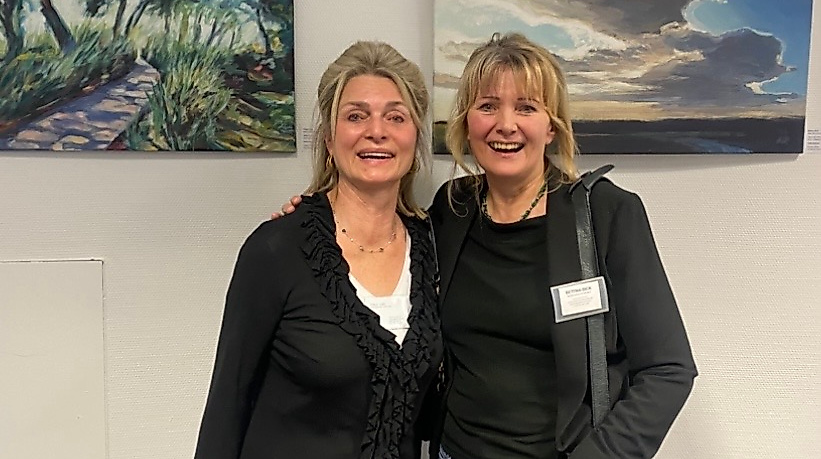 links-viola-lang-rechts-bettina-bick