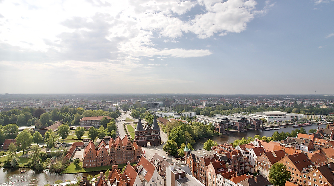 Lübeck Panorama mit Holstentor