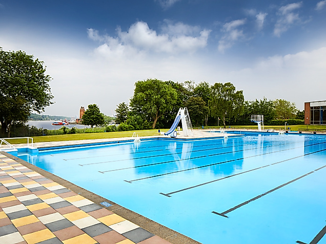 Sommerfreibad Finkenwerder