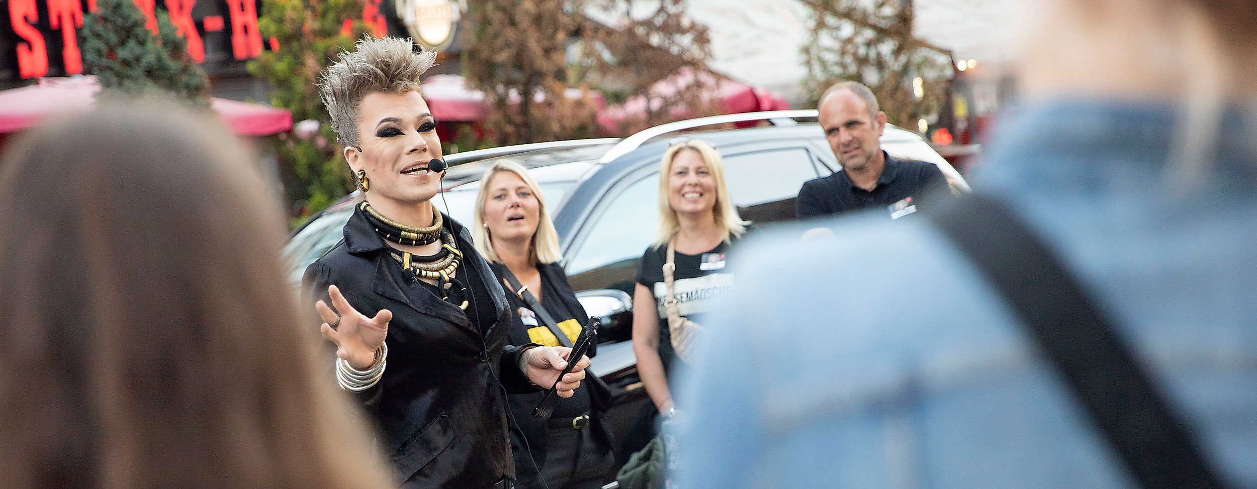 Veuve Noire bei ihrer Kieztour