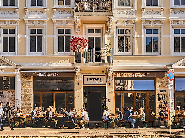 hatari-schanze_c-2018-thisisjulia-photography-1