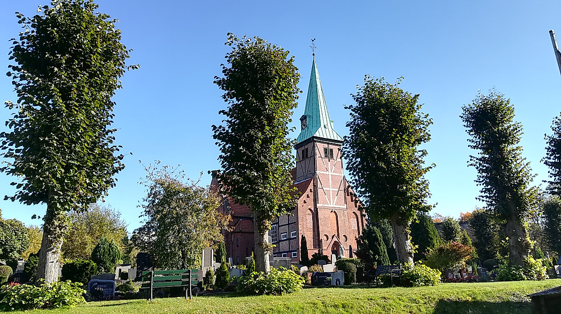 Kreuzkirche außen