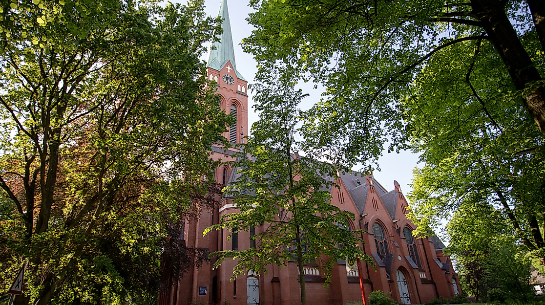 Erlöserkirche Lohbrügge 1