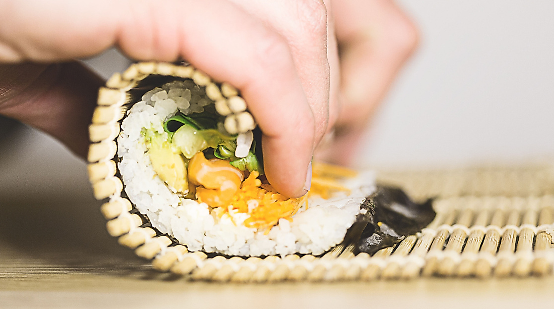 oktober-veranstaltungen_japanes-food_c-luigi-pozzoli-unsplash