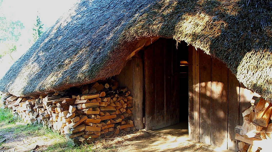 Archäologisches Zentrum Hitzacker - Langhaus Eingang