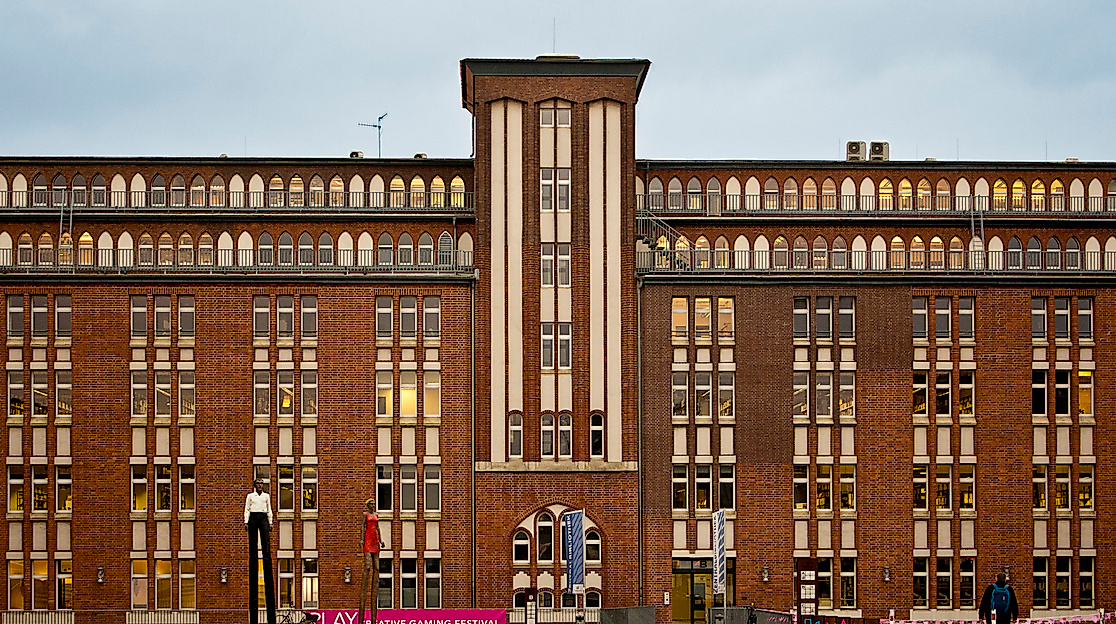 buecherflohmarkt_front_c-2018_tschreiber