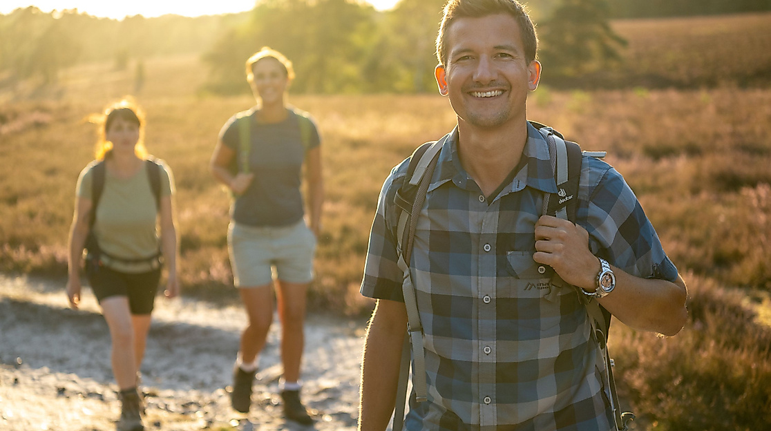 Hermannsburg_Misselhorner_Heide_Heidebluete_Wandern_Gruppe_Portrait_ccbysa_Dominik_Ketz_20220822_72