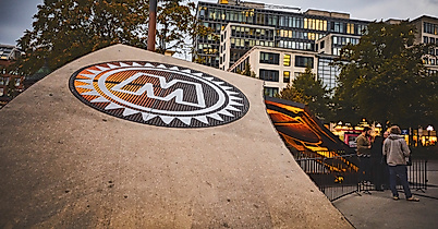 mojoclub_c-2018-thisisjulia-photography-1